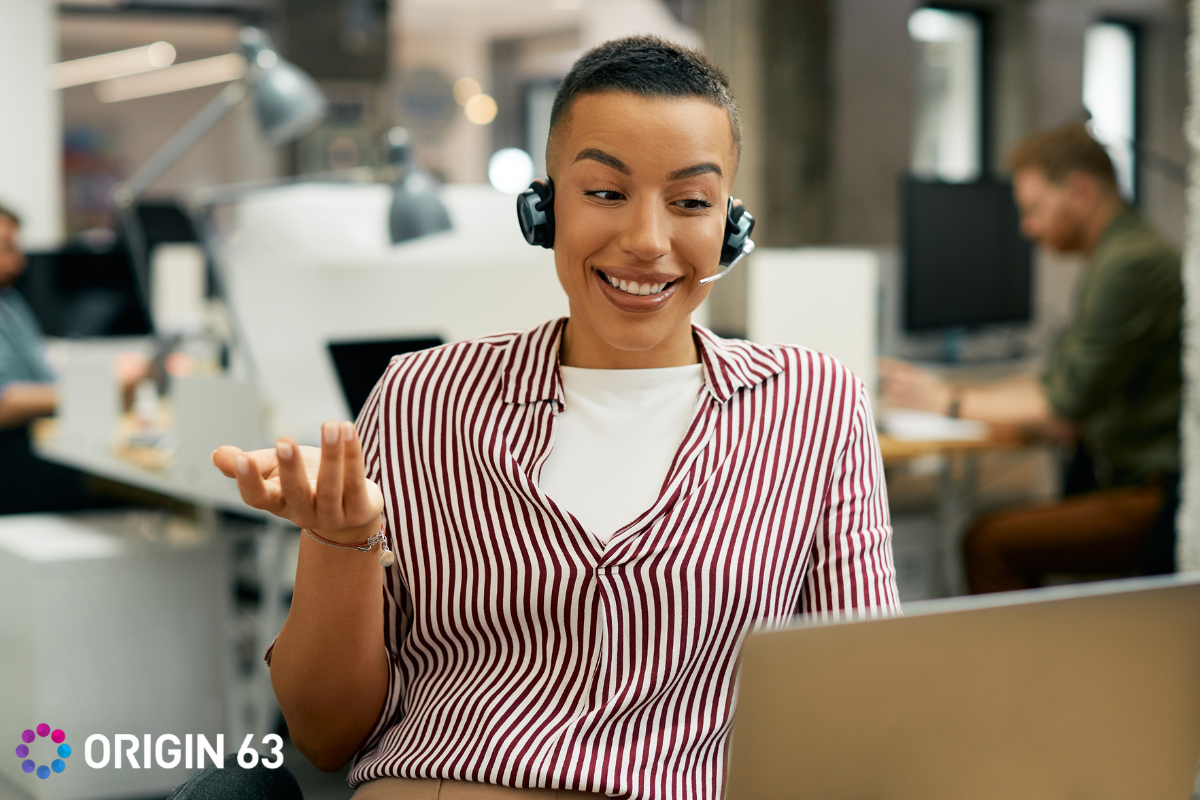 Sales Representative talking to a customer, What Is HIPAA Compliance in Sales and Why It Matters