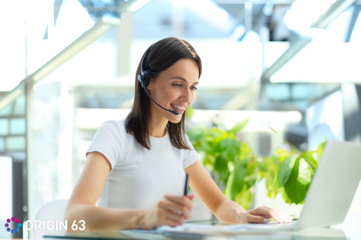  Customer success leader tracking follow-ups and ongoing conversations with HubSpot