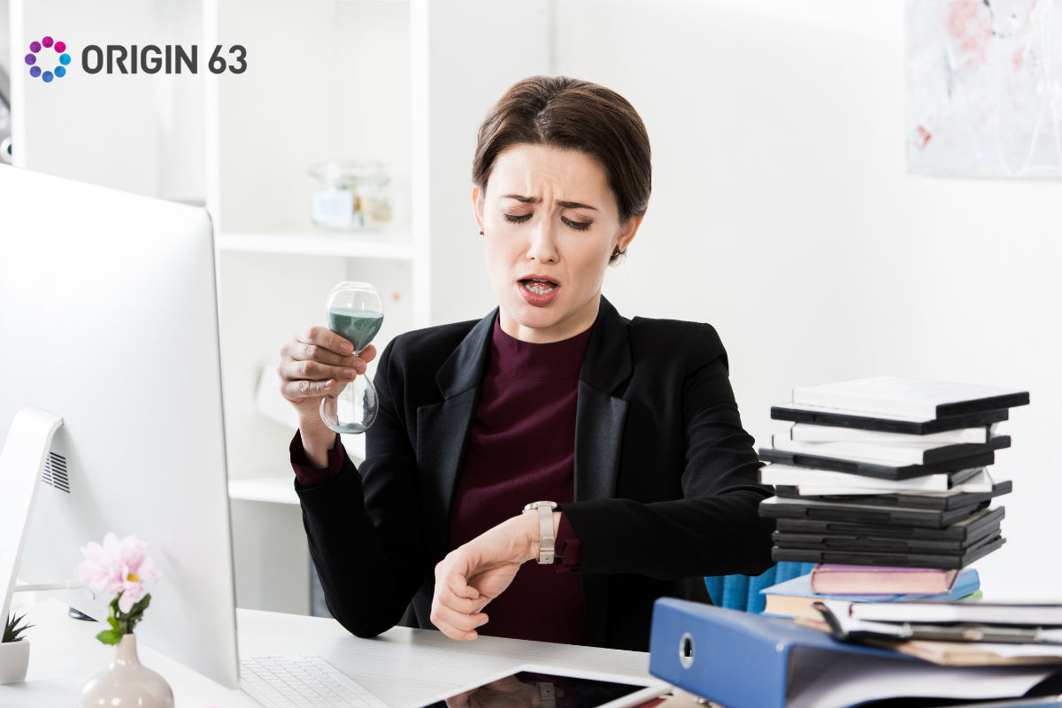 Customer service representative struggling with time management, Using AI in Customer Service
