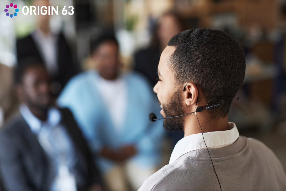 Customer service leader organizing the service team