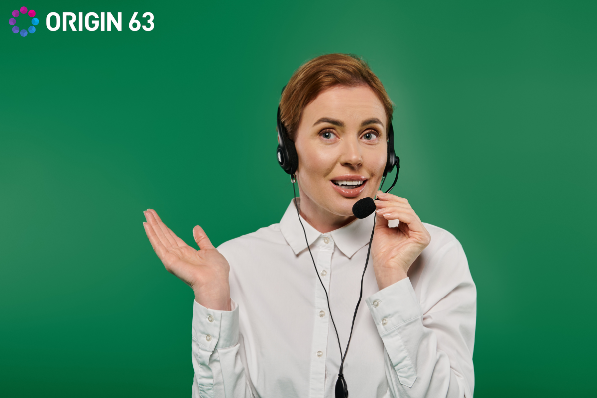 Customer Service Representative wondering if freshdesk or hubspot is better for small teams