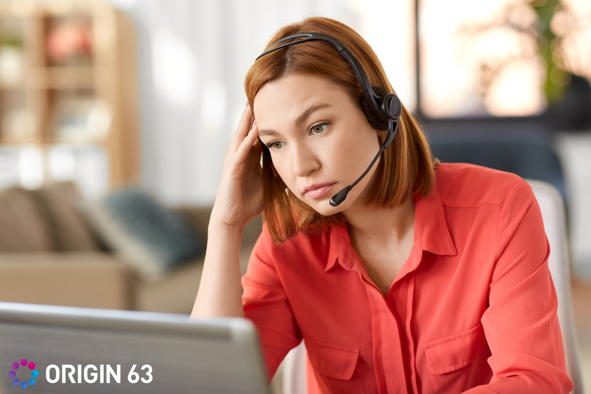 Customer support representative wondering if service hub is better than intercom
