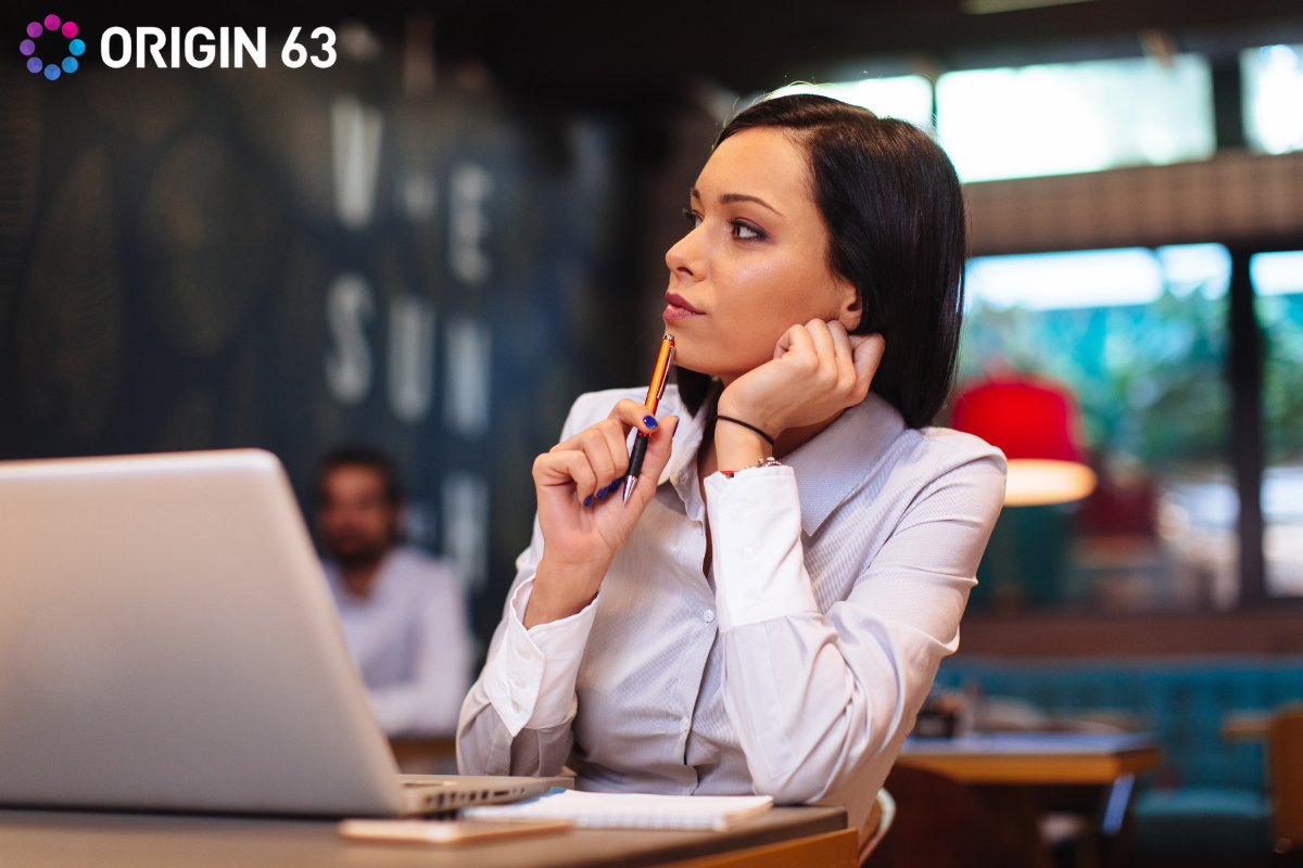 A business leader wondering about knowledge base agent in HubSpot