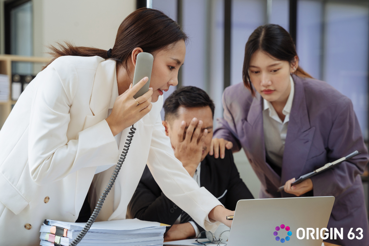 A manufacturing business team overwhelmed while using legacy systems